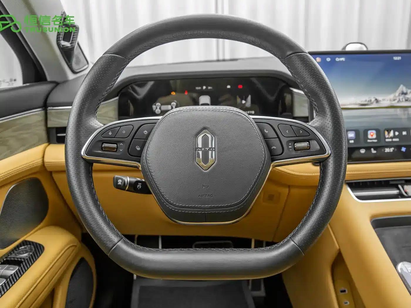Wenjie M5 2022 Extended Range 4WD Ultimate Edition — миниатюра 17