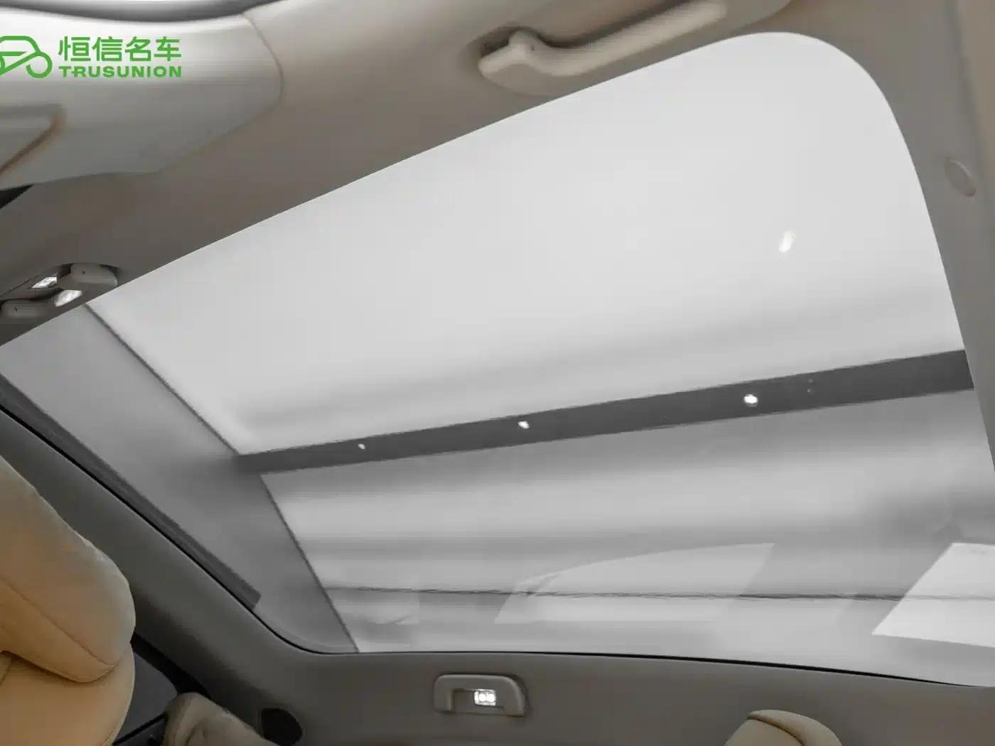 Wenjie M5 2022 Extended Range 4WD Ultimate Edition — миниатюра 20