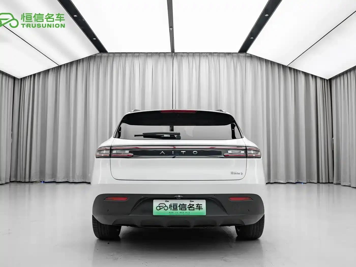 Wenjie M5 2022 Extended Range 4WD Ultimate Edition — миниатюра 5