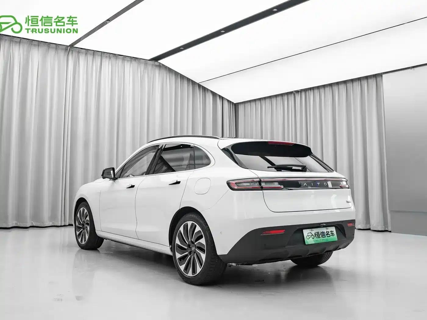 Wenjie M5 2022 Extended Range 4WD Ultimate Edition — миниатюра 6