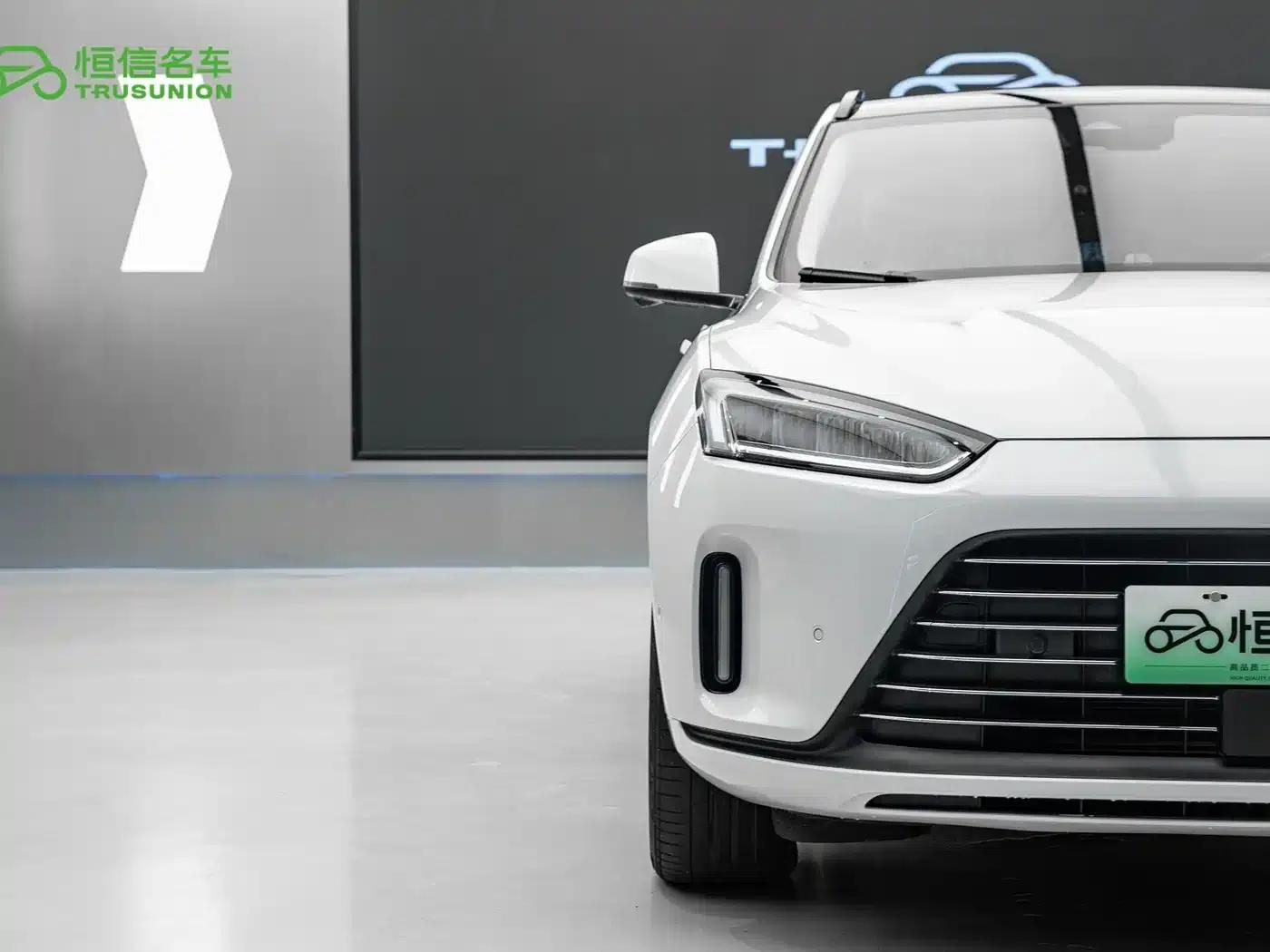 Wenjie M5 2022 Extended Range 4WD Ultimate Edition — миниатюра 8