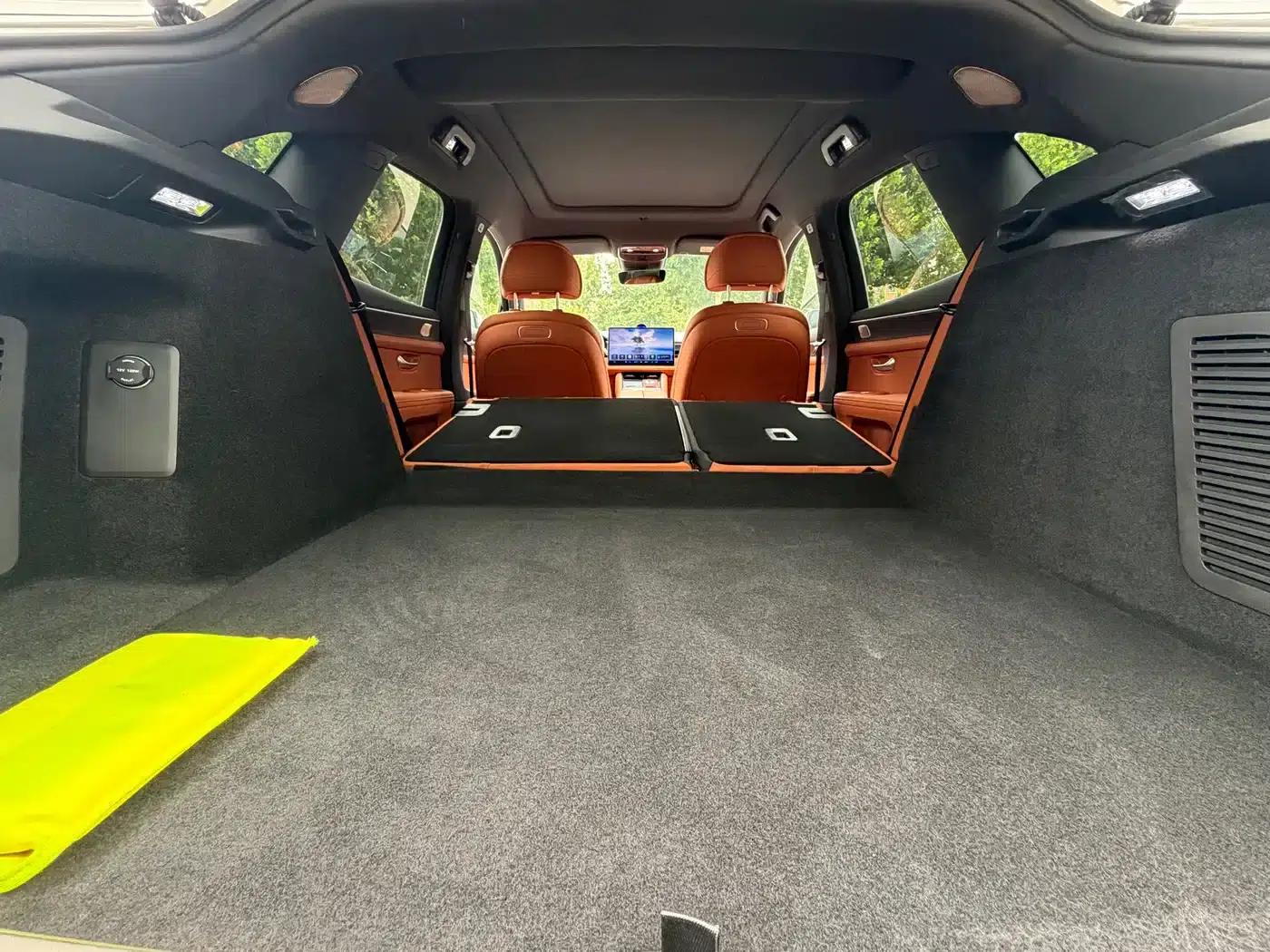 Wenjie M5 2025 Extended Range Ultra 4WD — миниатюра 11
