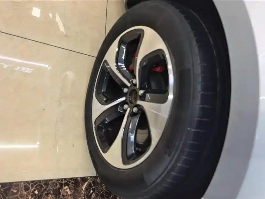 Wenjie M5 2022 Extended Range Rear-Wheel Drive Standard Edition — миниатюра 6