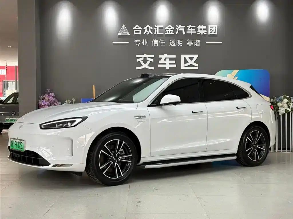 Wenjie M5 2025 Extended Range Ultra Rear-Wheel Drive Version — миниатюра 1