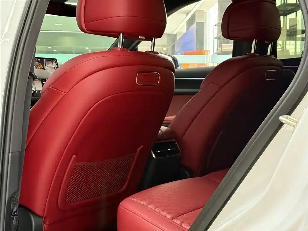 Wenjie M5 2025 Extended Range Ultra Rear-Wheel Drive Version — миниатюра 13