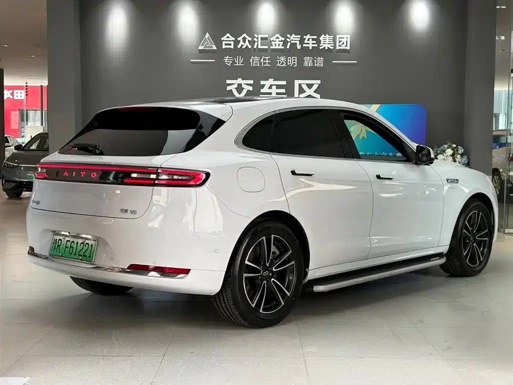 Wenjie M5 2025 Extended Range Ultra Rear-Wheel Drive Version — миниатюра 6