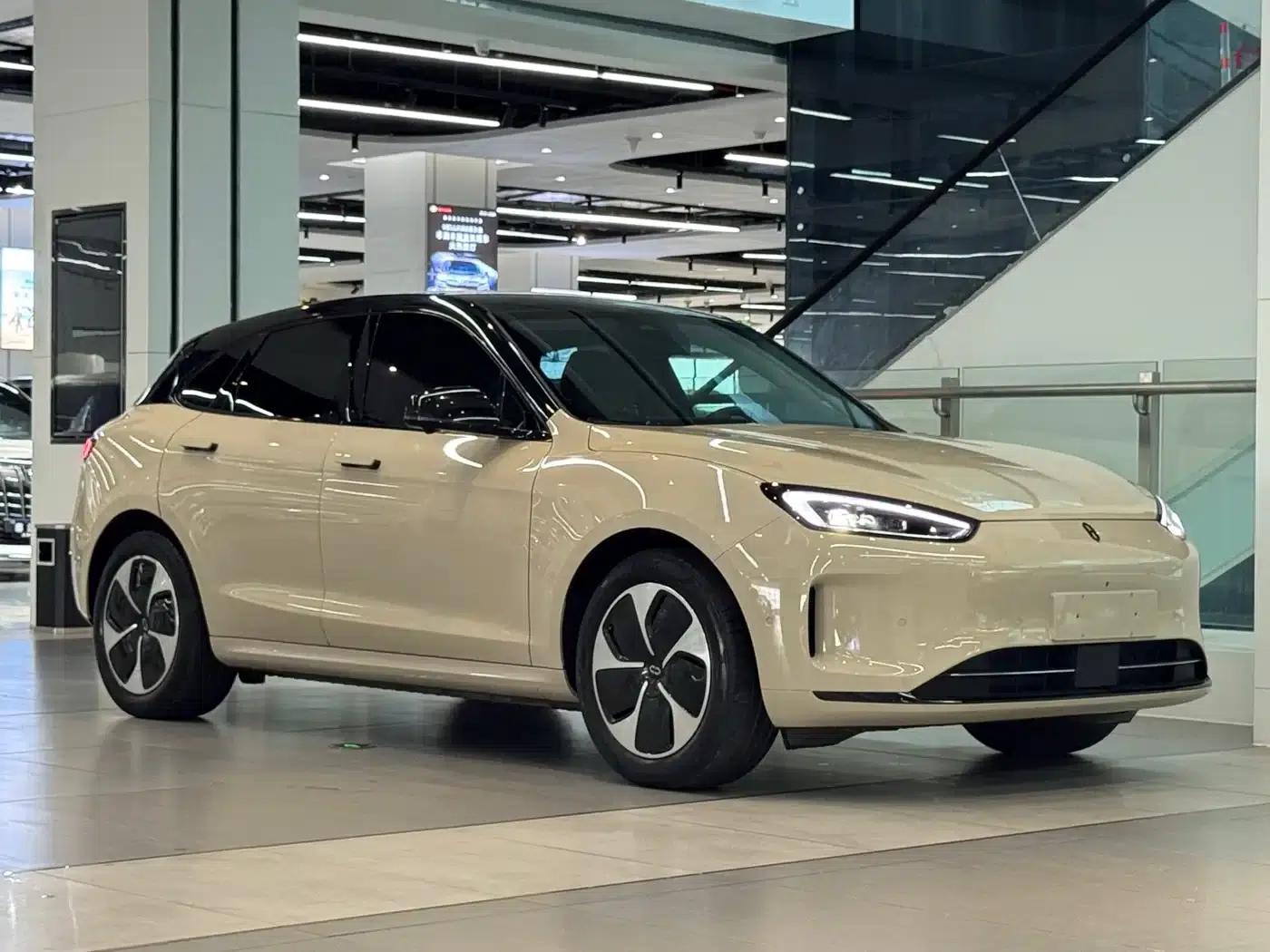 Wenjie M5 2022 Pure Electric Rear-Wheel Drive Standard Edition — миниатюра 3