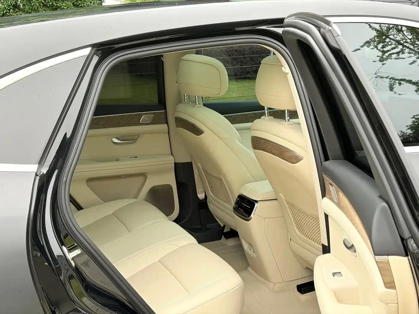 Wenjie M5 2022 Extended Range 4WD Flagship Edition — миниатюра 7