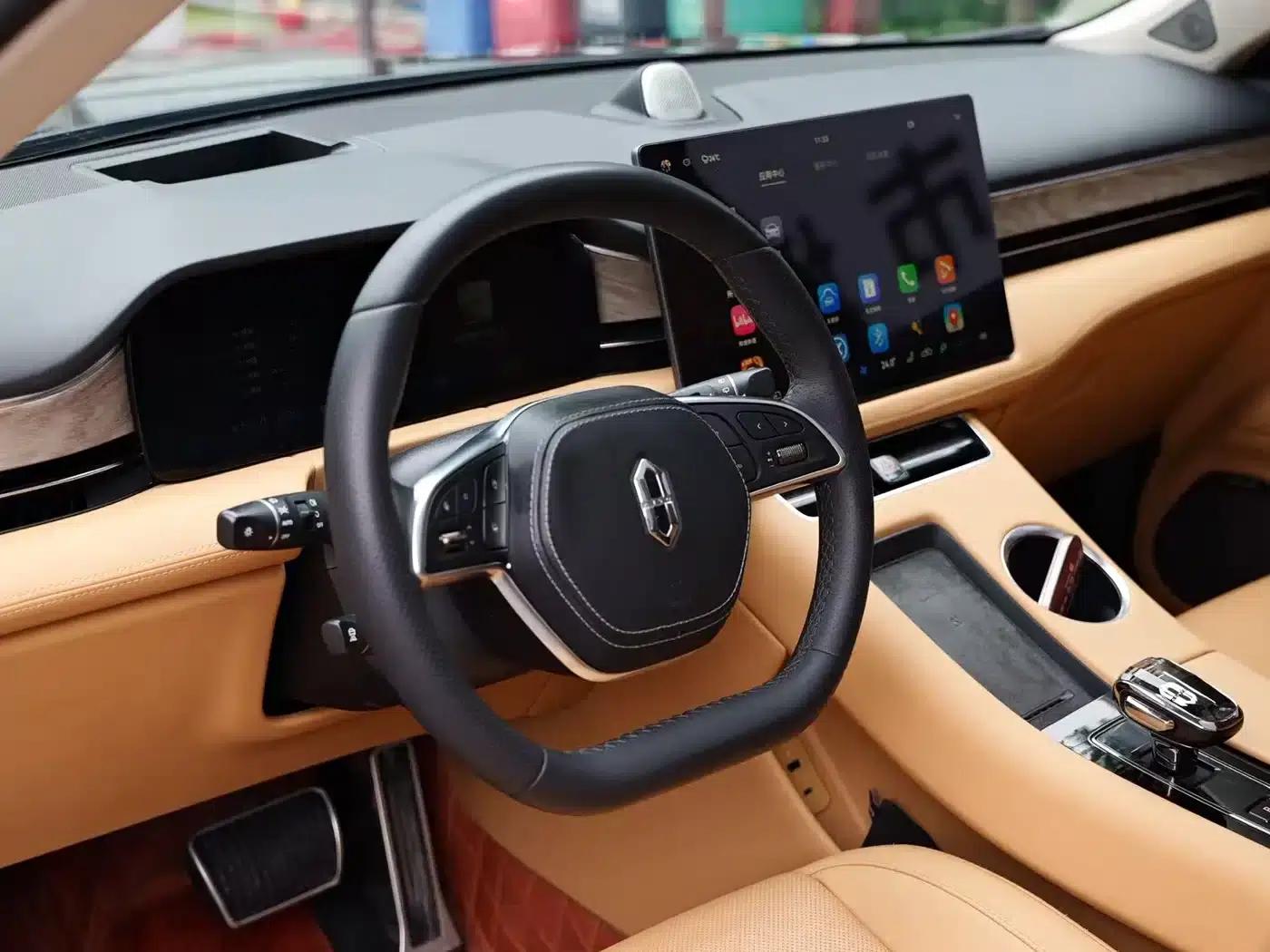 Wenjie M5 2022 Extended Range AWD Performance Edition — миниатюра 4
