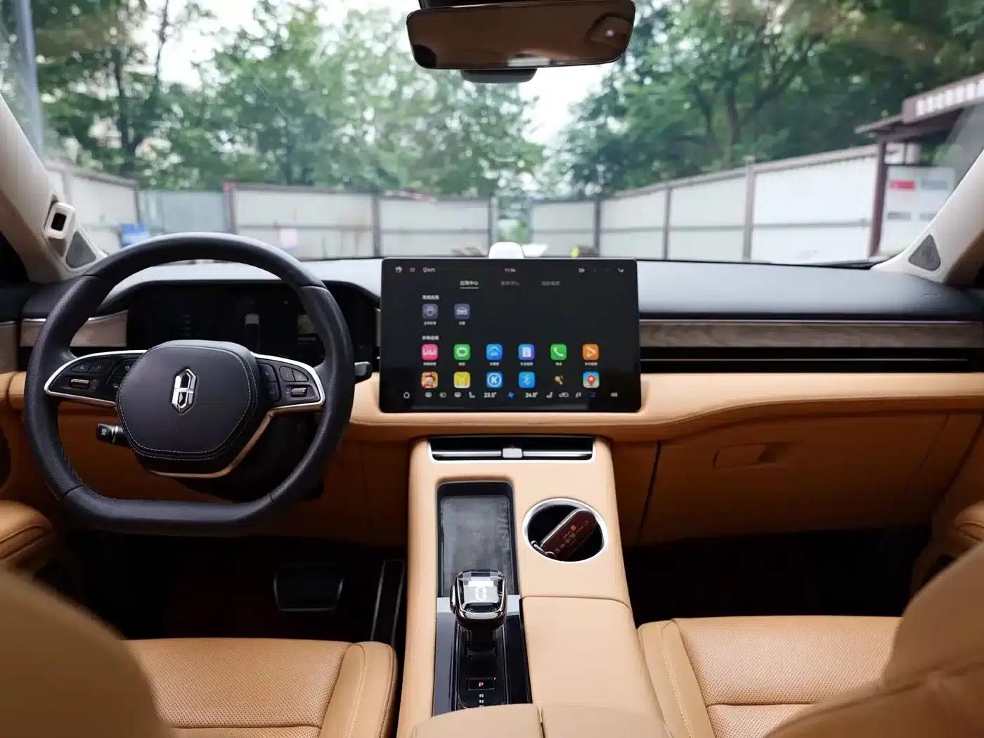 Wenjie M5 2022 Extended Range AWD Performance Edition — миниатюра 9