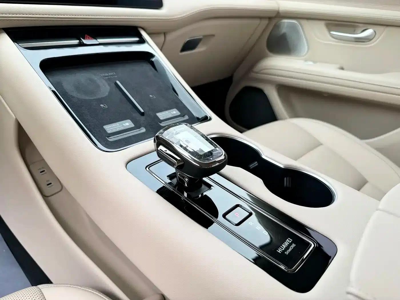 Wenjie M5 2024 Pure Electric Max Rear-Wheel Drive High-End Intelligent Driving Edition — миниатюра 18
