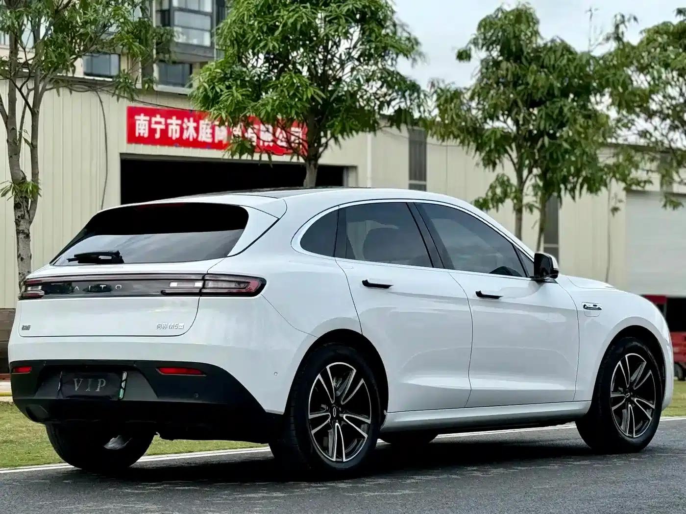 Wenjie M5 2024 Pure Electric Max Rear-Wheel Drive High-End Intelligent Driving Edition — миниатюра 6