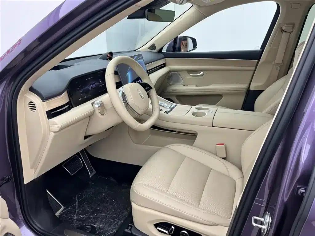 Wenjie M5 2025 Extended Range Ultra 4WD — миниатюра 6