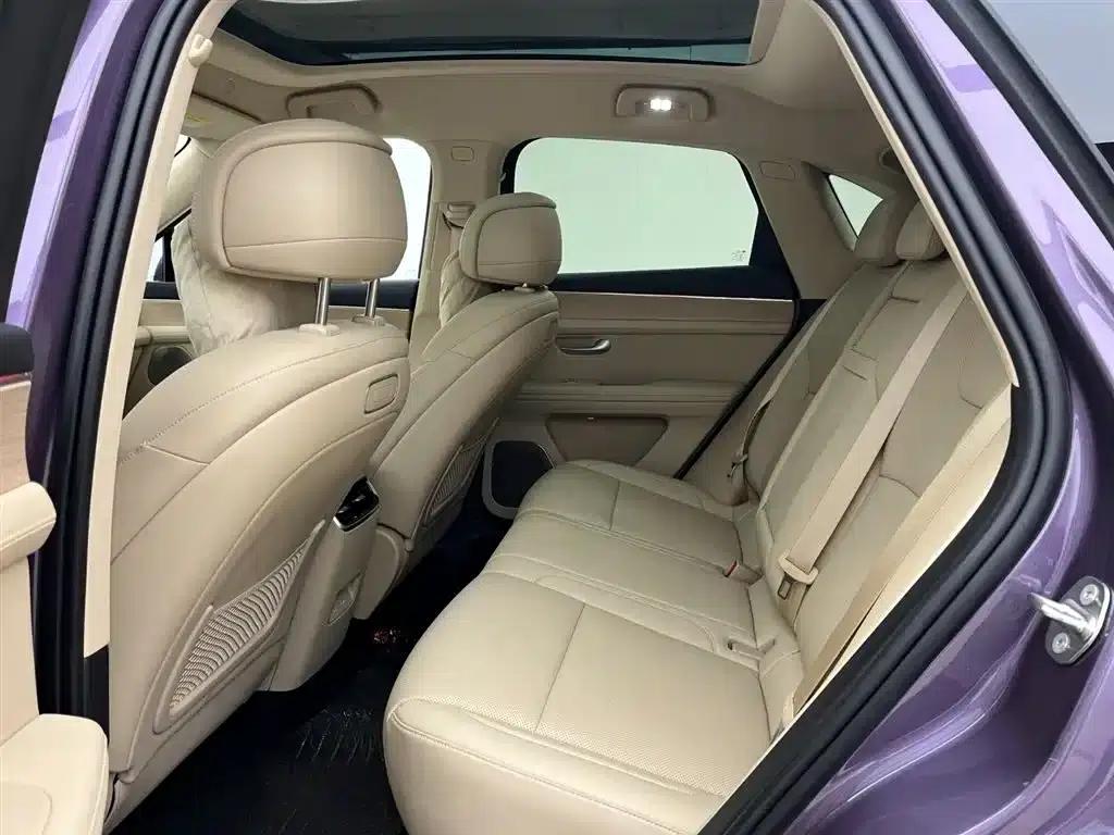 Wenjie M5 2025 Extended Range Ultra 4WD — миниатюра 9