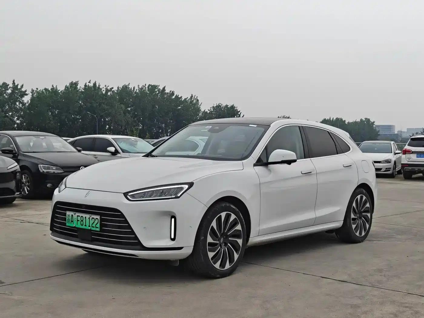 Wenjie M5 2022 Extended Range 4WD Ultimate Edition — миниатюра 1