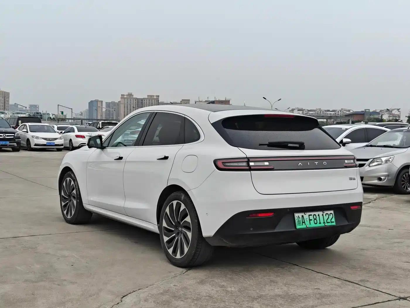 Wenjie M5 2022 Extended Range 4WD Ultimate Edition — миниатюра 6