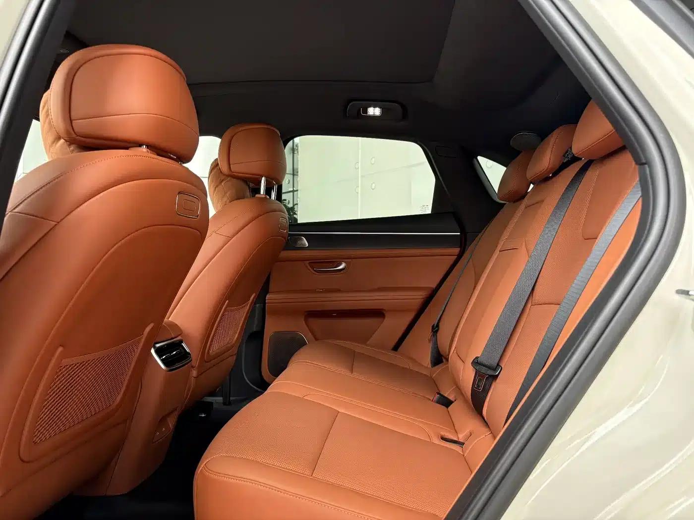 Wenjie M5 2025 Extended Range Ultra 4WD — миниатюра 6