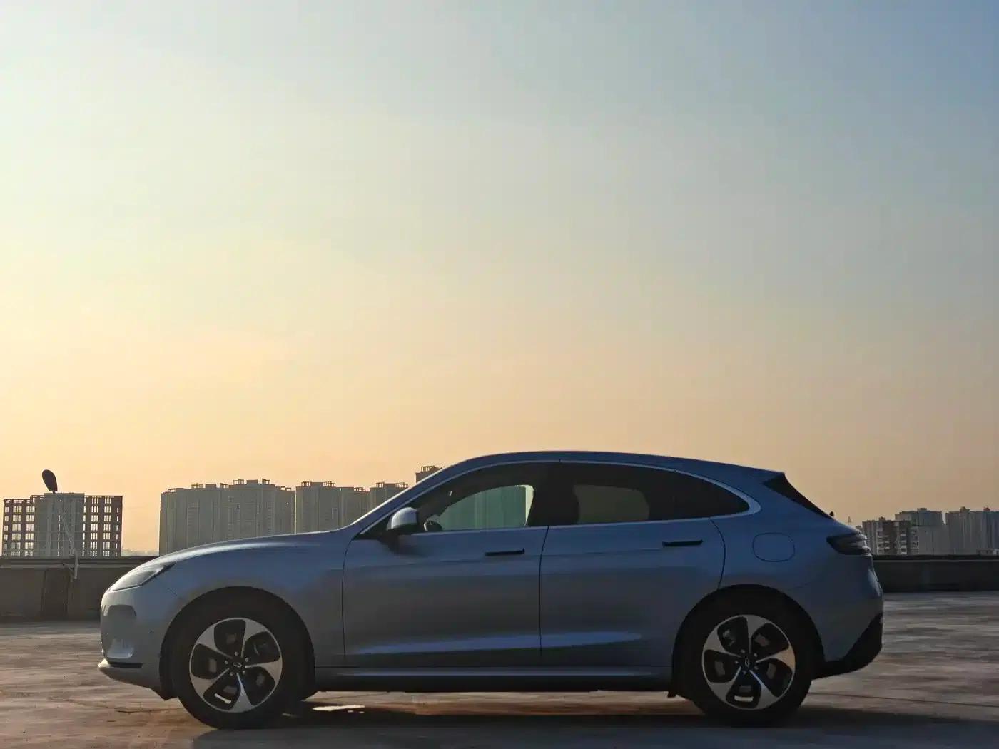 Wenjie M5 2023 Extended Range Rear-Wheel Drive Standard Edition — миниатюра 8