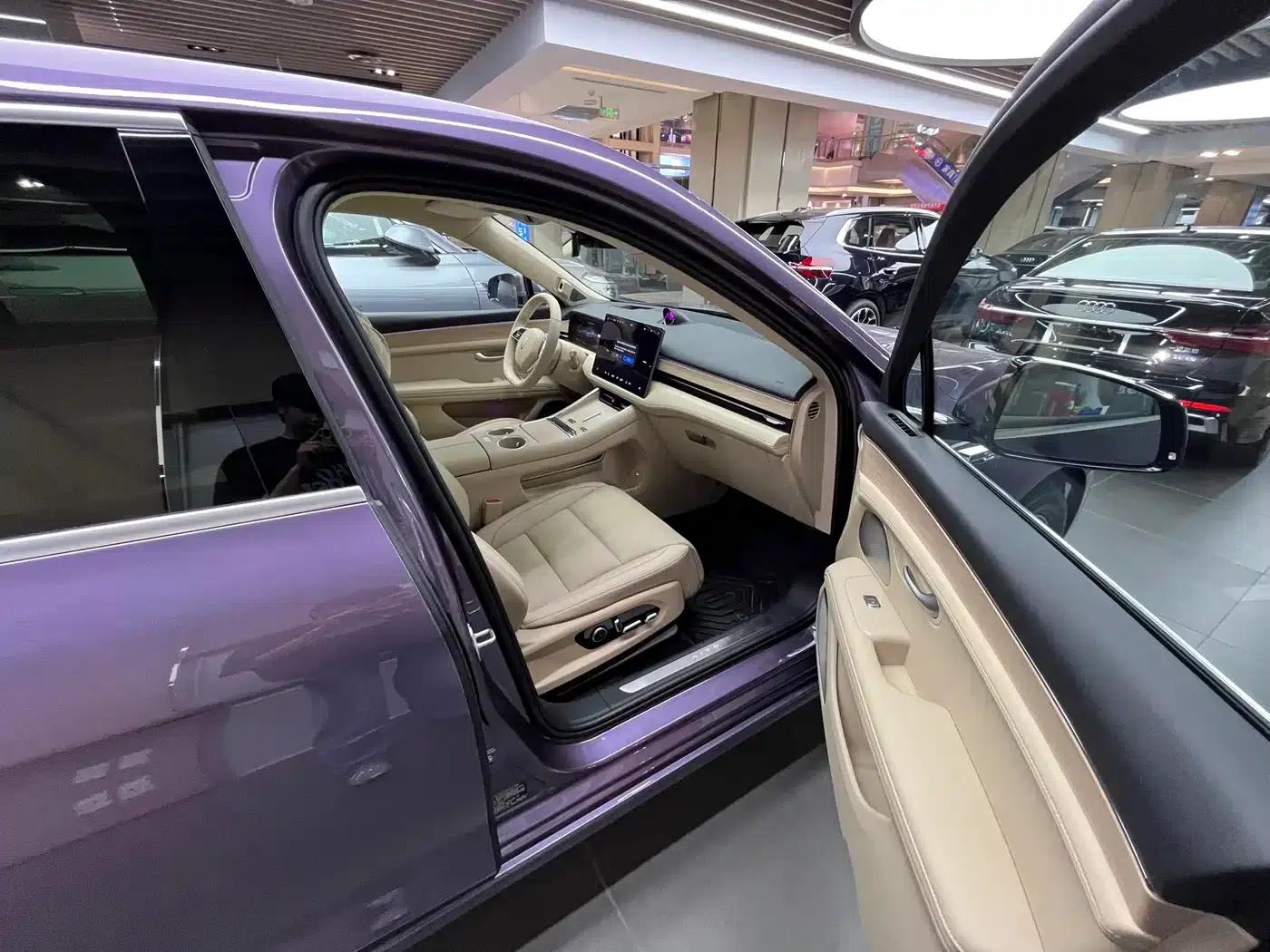 Wenjie M5 2025 Extended Range Ultra 4WD — миниатюра 9