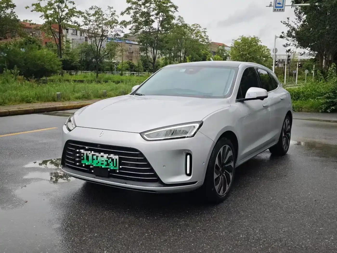 Wenjie M5 2022 Extended Range 4WD Ultimate Edition — миниатюра 1