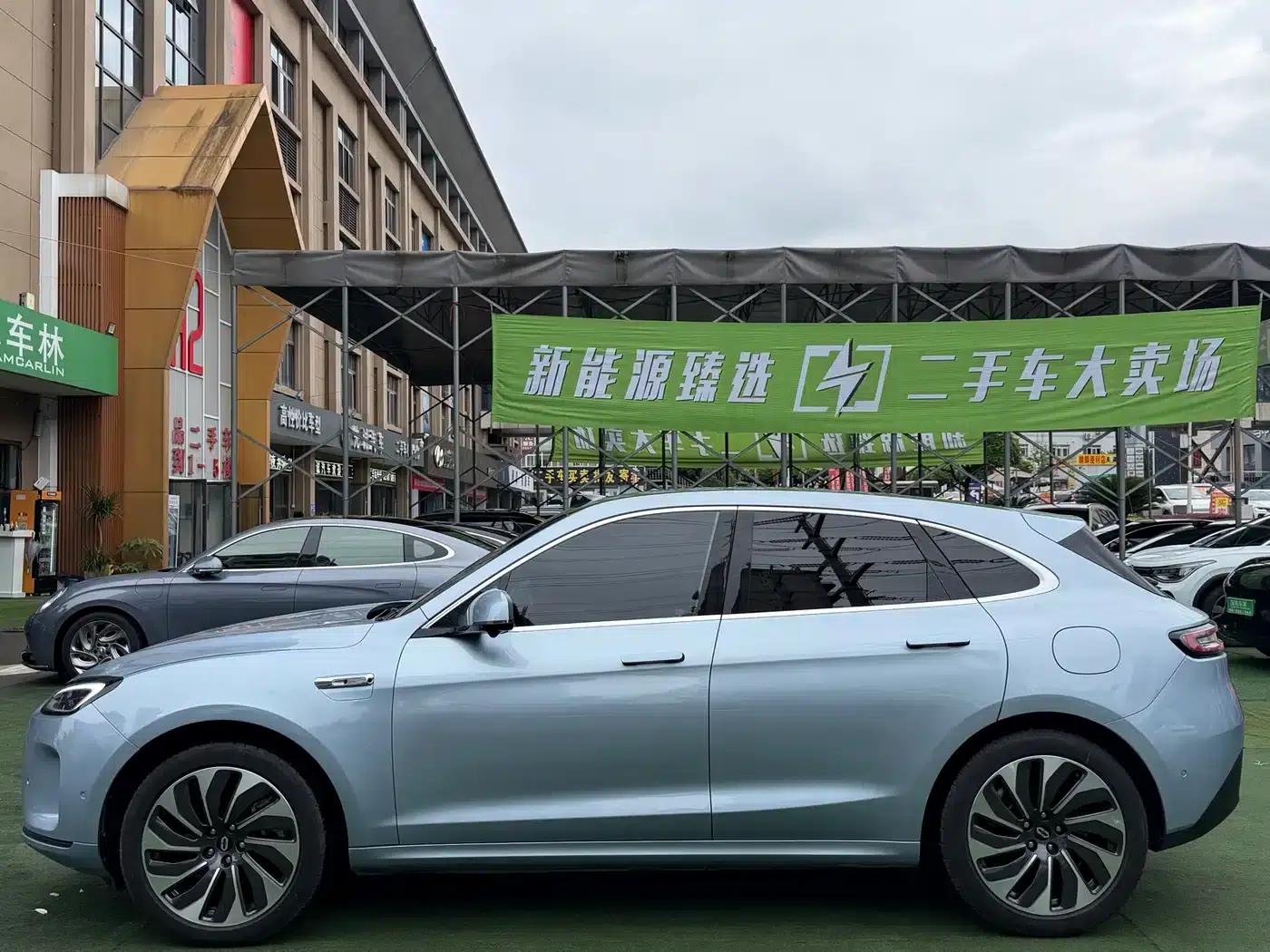 Wenjie M5 2023 Extended Range 4WD Intelligent Driving Edition — миниатюра 3