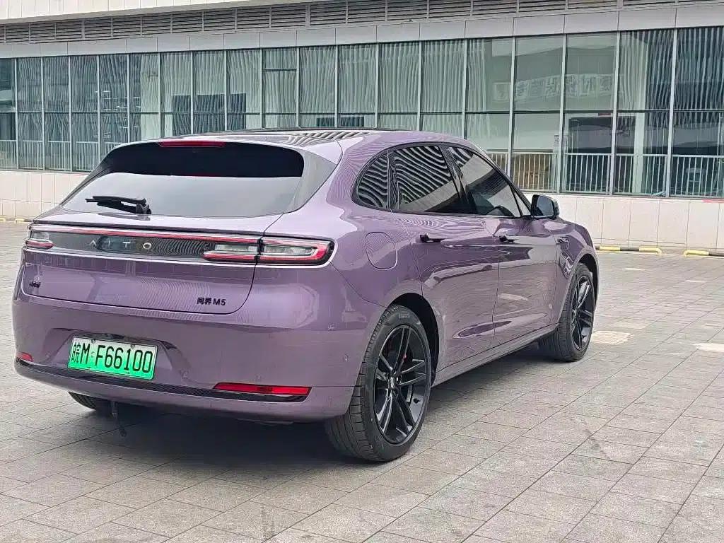 Wenjie M5 2025 Extended Range Ultra 4WD — миниатюра 4