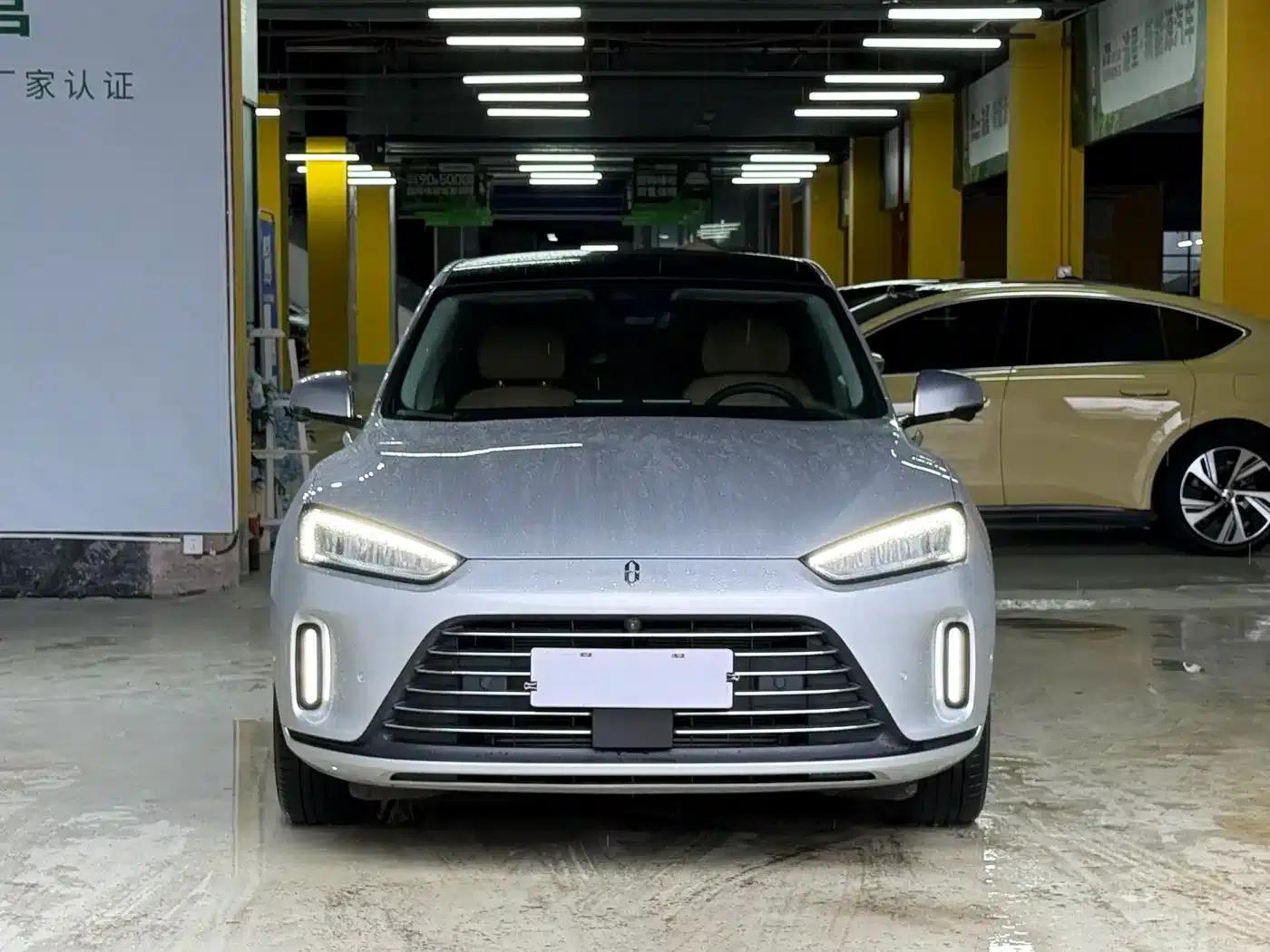 Wenjie M5 2022 Extended Range 4WD Flagship Edition — миниатюра 2