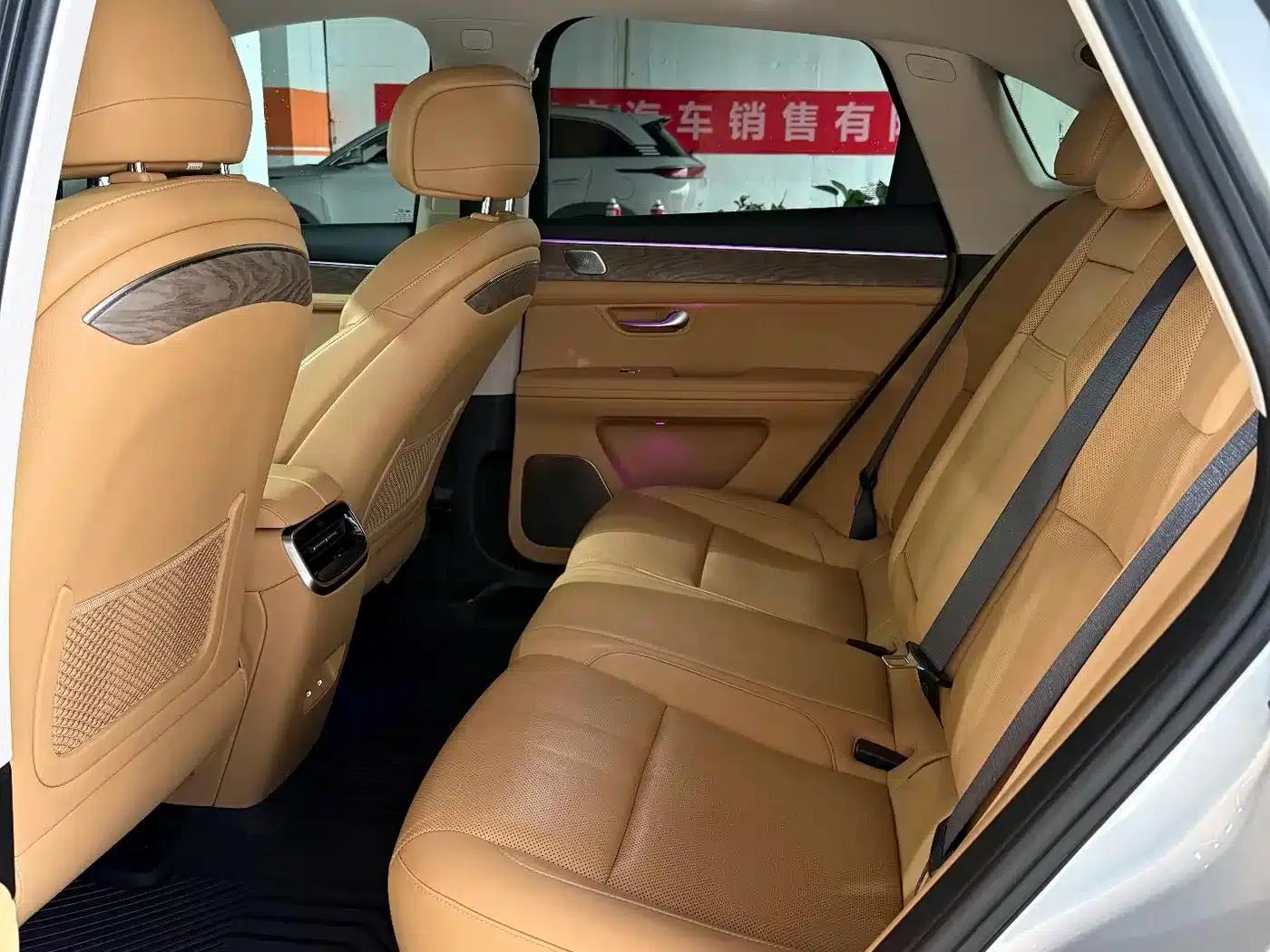 Wenjie M5 2022 Extended Range 4WD Flagship Edition — миниатюра 13