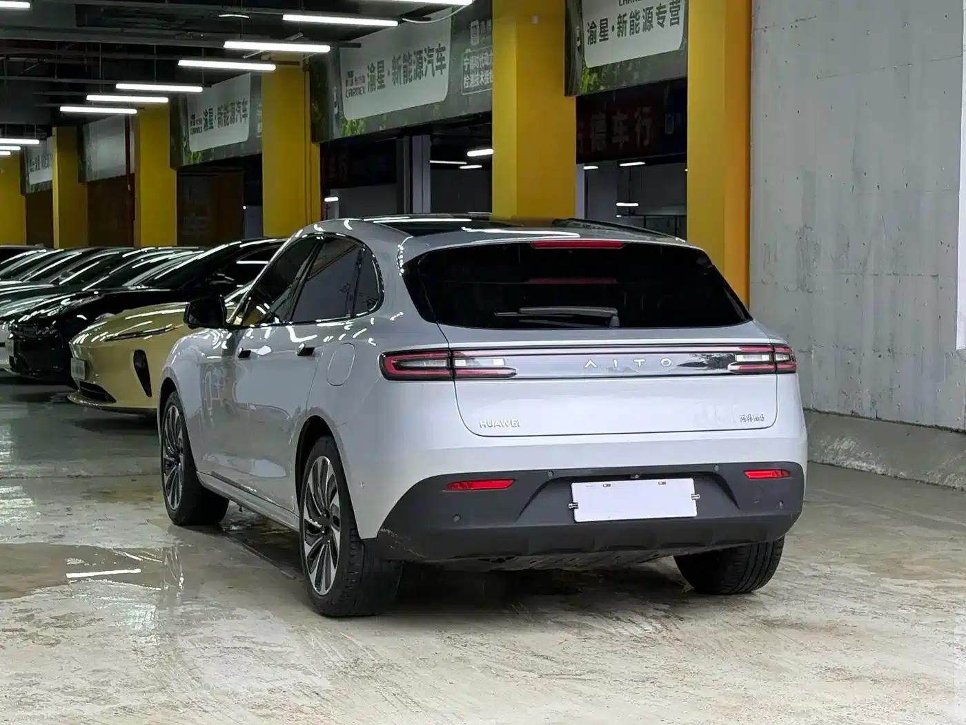 Wenjie M5 2022 Extended Range 4WD Flagship Edition — миниатюра 7