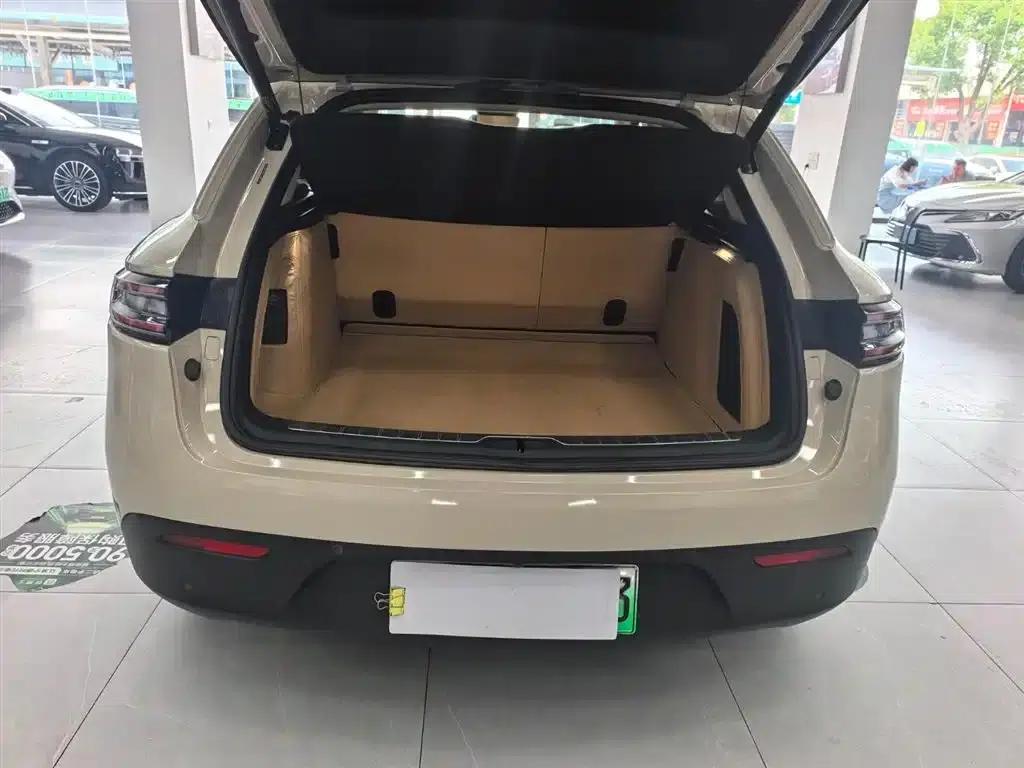 Wenjie M5 2022 Pure Electric Rear-Wheel Drive Standard Edition — миниатюра 6