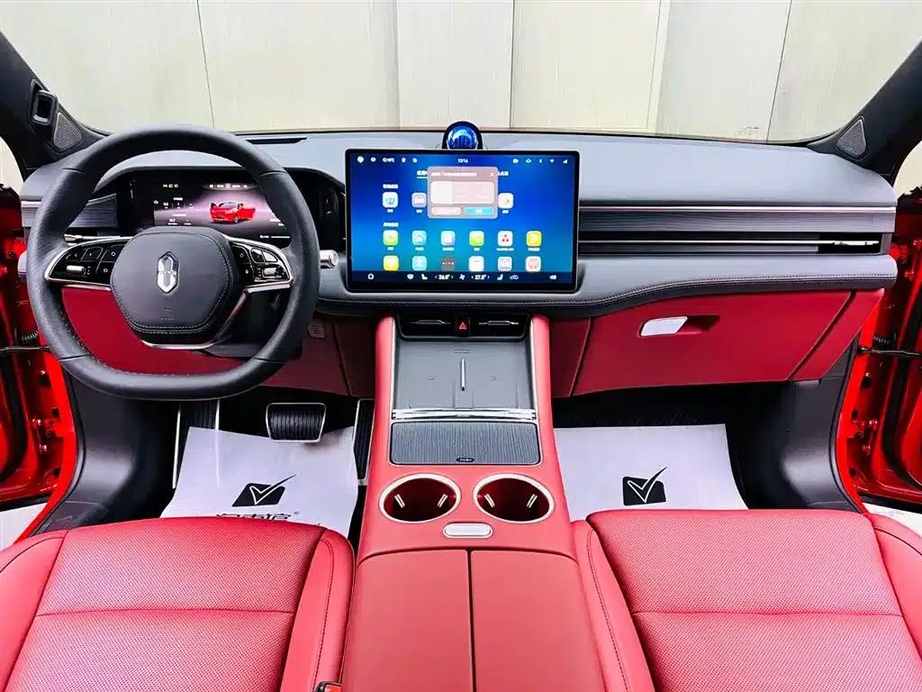 Wenjie M5 2025 Extended Range Ultra 4WD — миниатюра 9