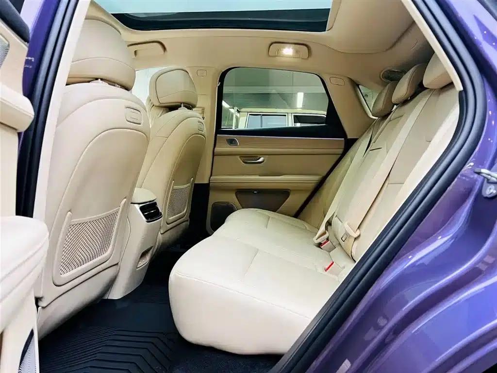 Wenjie M5 2025 Extended Range Ultra 4WD — миниатюра 15