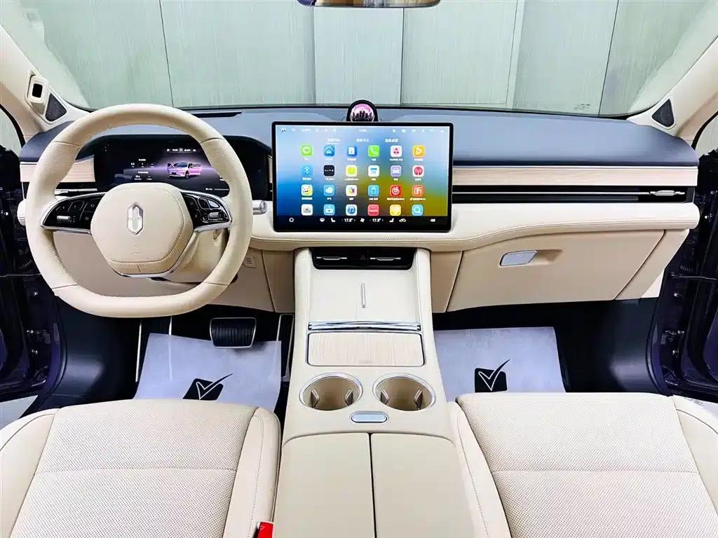 Wenjie M5 2025 Extended Range Ultra 4WD — миниатюра 9