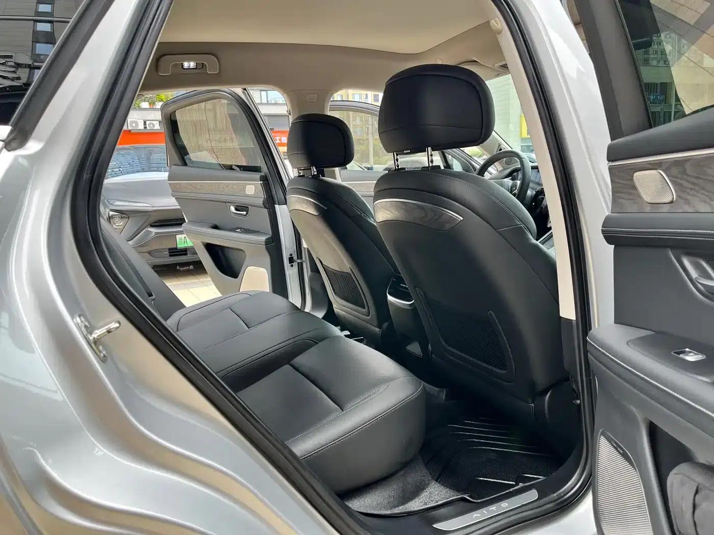 Wenjie M5 2022 Extended Range Rear-Wheel Drive Standard Edition — миниатюра 12