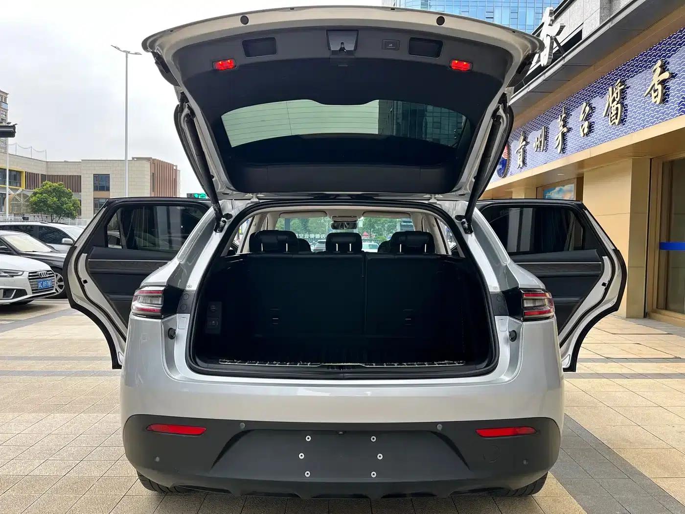 Wenjie M5 2022 Extended Range Rear-Wheel Drive Standard Edition — миниатюра 10