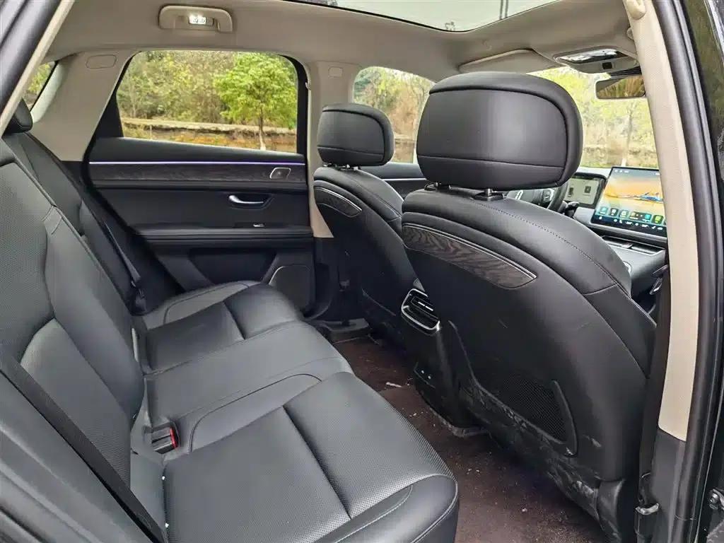 Wenjie M5 2022 Extended Range AWD Performance Edition — миниатюра 5