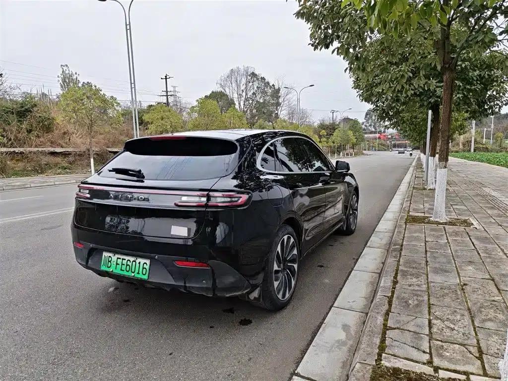 Wenjie M5 2022 Extended Range AWD Performance Edition — миниатюра 6