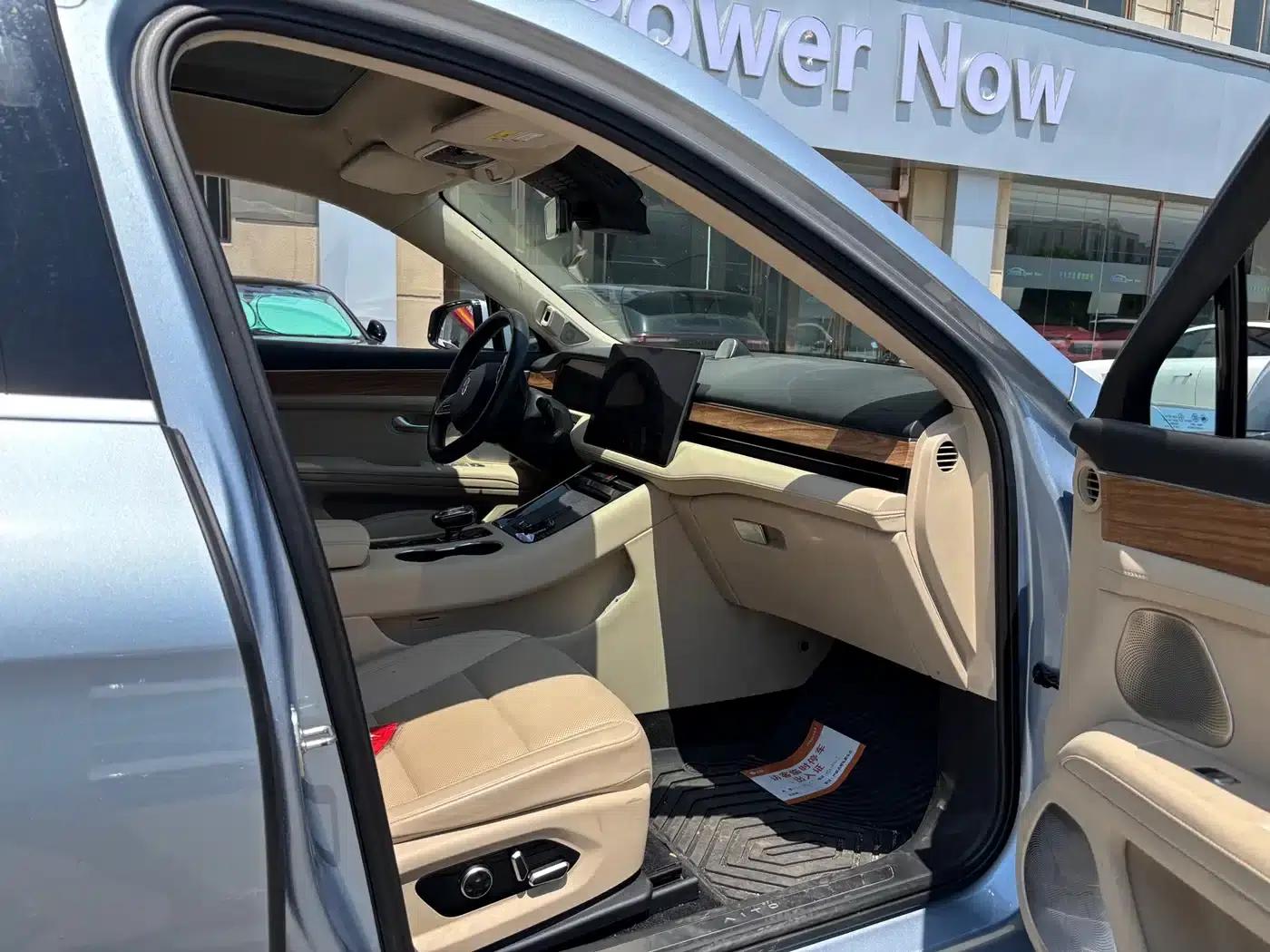 Wenjie M5 2023 Extended Range 4WD Intelligent Driving Edition — миниатюра 13