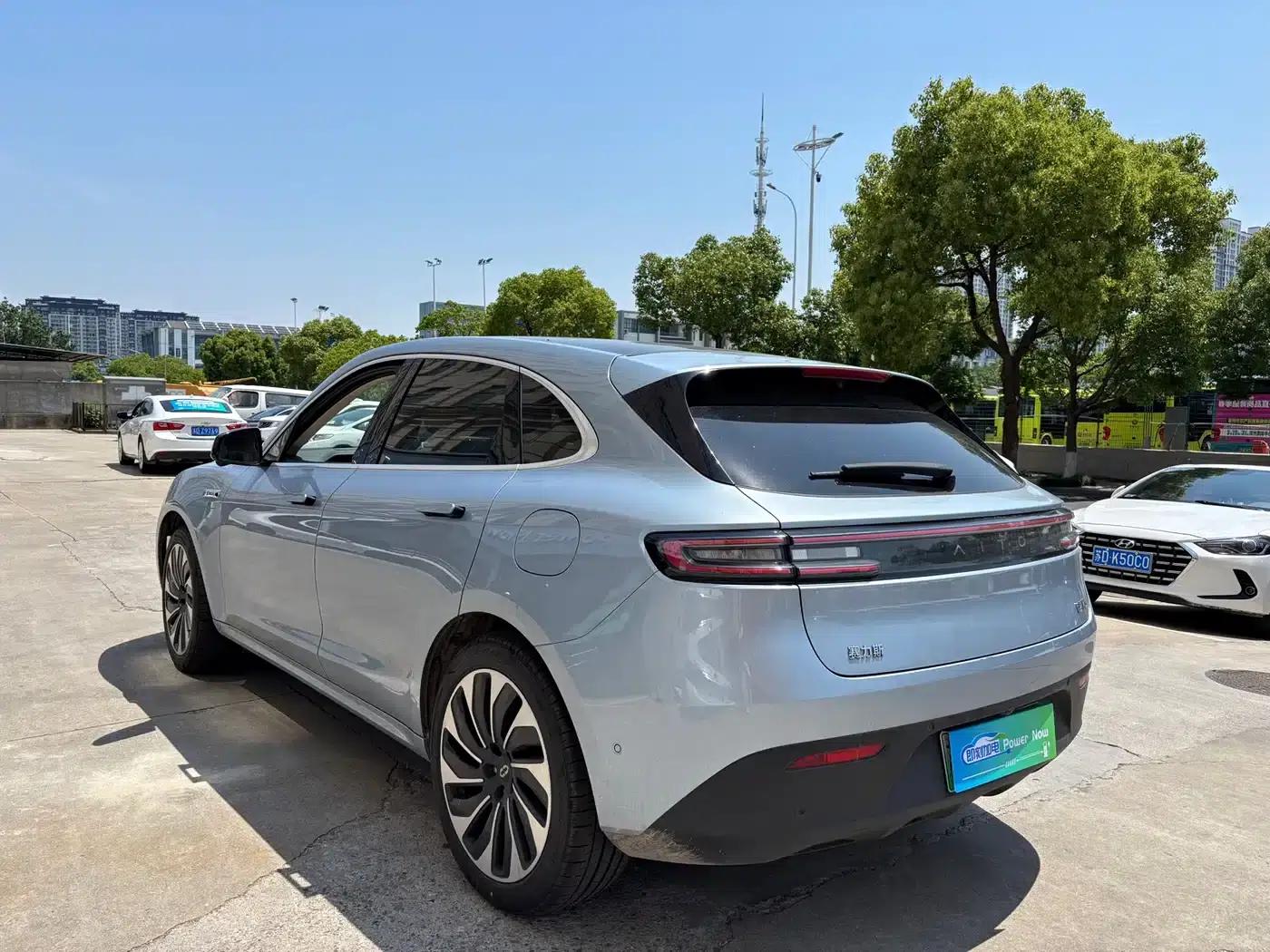 Wenjie M5 2023 Extended Range 4WD Intelligent Driving Edition — миниатюра 7