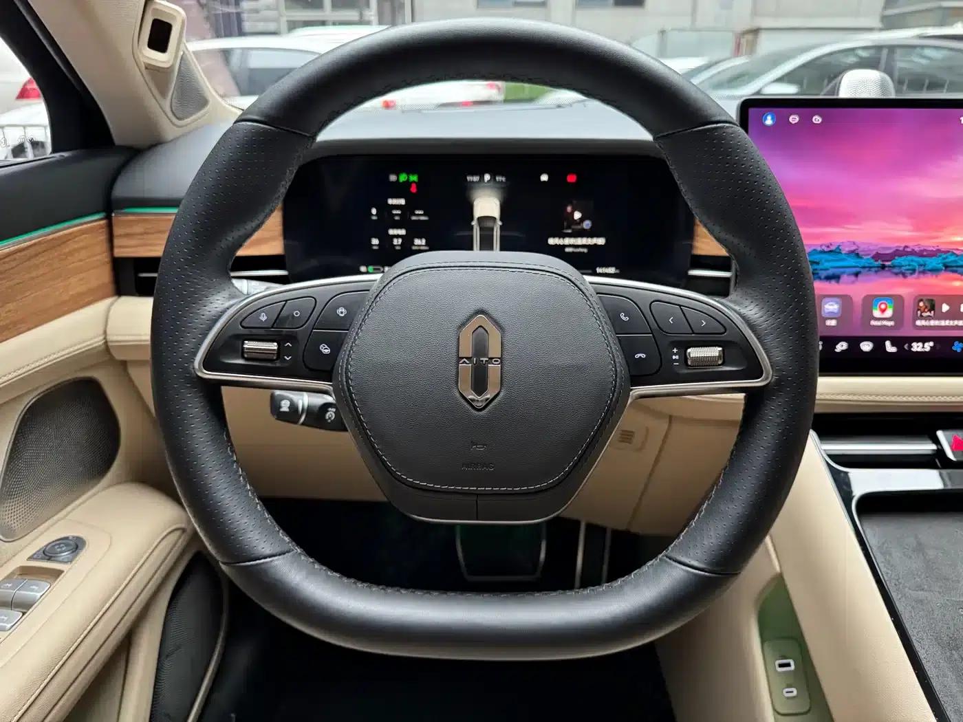 Wenjie M5 2022 Pure Electric Four-Wheel Drive Performance Edition — миниатюра 16