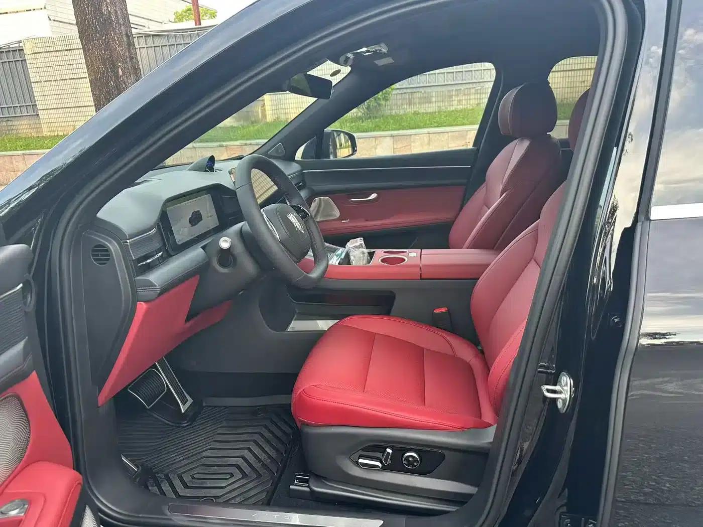 Wenjie M5 2025 Extended Range Ultra Rear-Wheel Drive Version — миниатюра 4