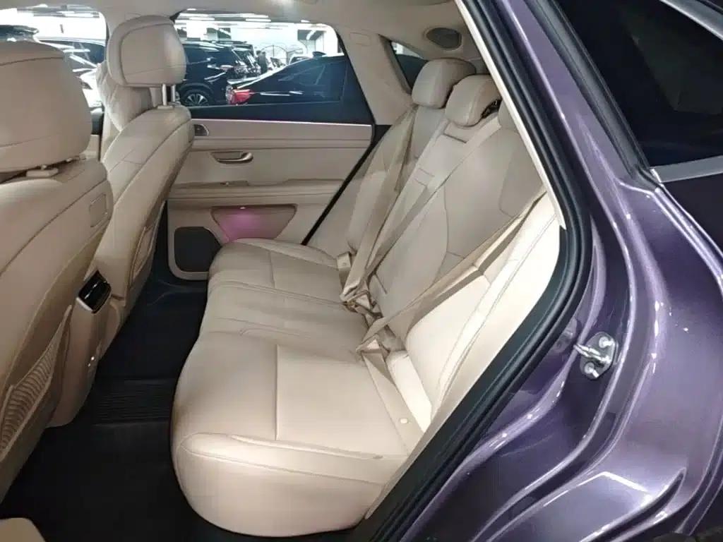 Wenjie M5 2025 Extended Range Ultra 4WD — миниатюра 17