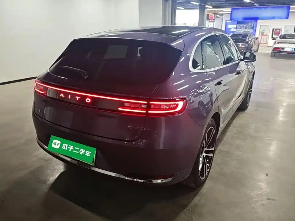 Wenjie M5 2025 Extended Range Ultra 4WD — миниатюра 7