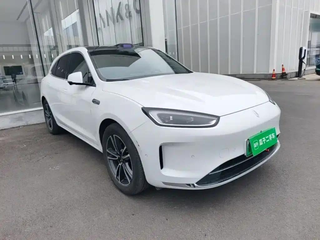 Wenjie M5 2025 Extended Range Ultra Rear-Wheel Drive Version — миниатюра 4