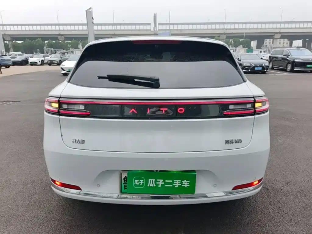 Wenjie M5 2025 Extended Range Ultra Rear-Wheel Drive Version — миниатюра 6