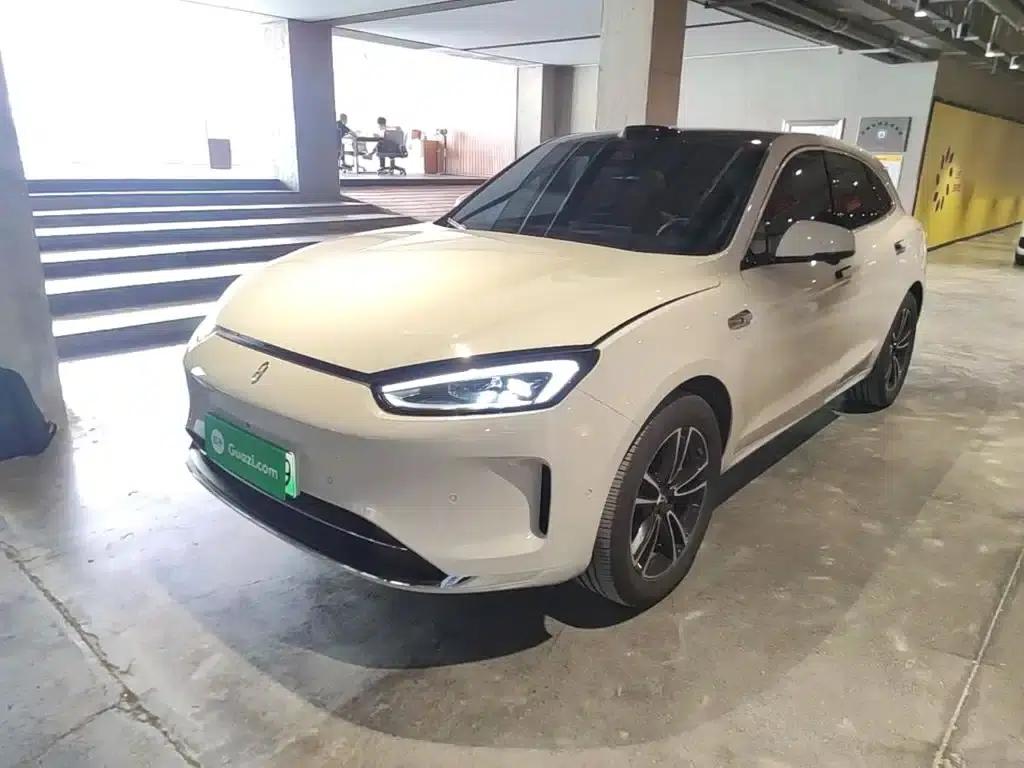 Wenjie M5 2025 Extended Range Ultra Rear-Wheel Drive Version — миниатюра 2