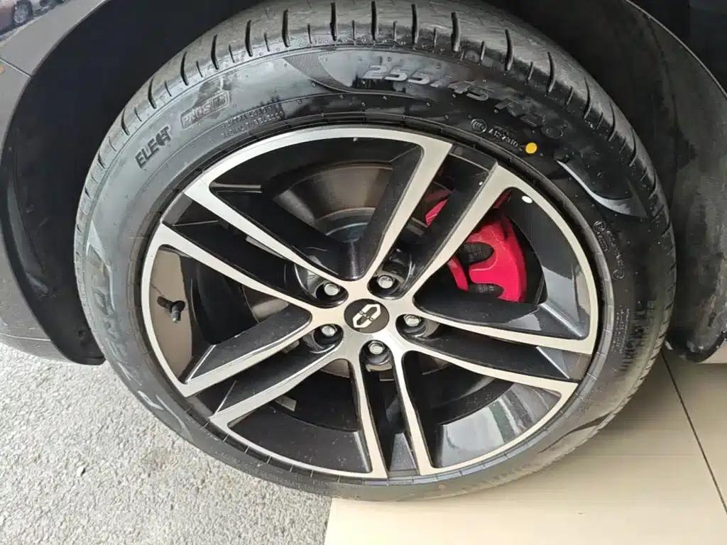 Wenjie M5 2025 Extended Range Ultra Rear-Wheel Drive Version — миниатюра 23