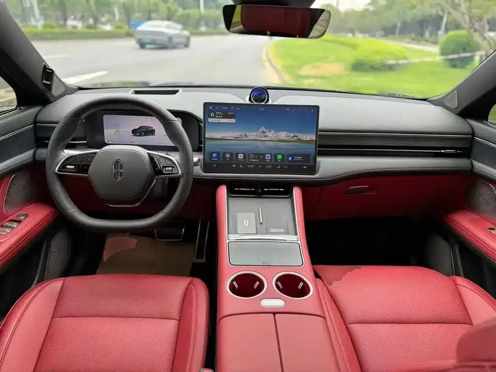 Wenjie M5 2025 Extended Range Ultra Rear-Wheel Drive Version — миниатюра 10