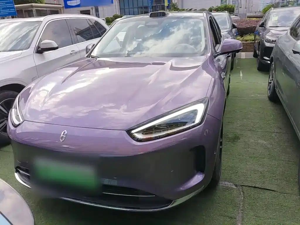 Wenjie M5 2025 Extended Range Ultra 4WD — миниатюра 3