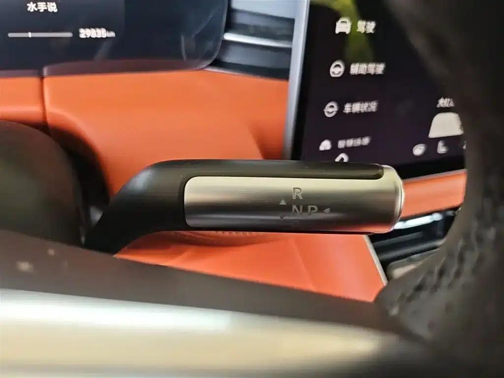 Wenjie M5 2025 Extended Range Ultra 4WD — миниатюра 14